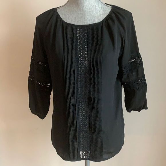 🌈3/$20 Catherine Malandrino black long sleeve crochet boho blouse - Picture 7 of 7